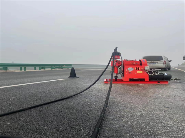 会理马路路基路面开裂下沉注浆加固灌浆